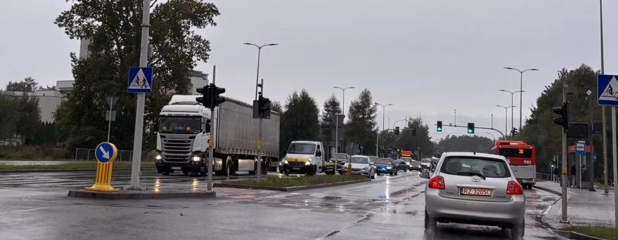 Zdarzenie drogowego na alei Wyzwolenia